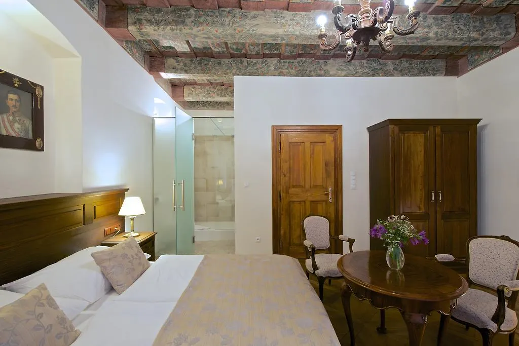 Residence U Mecenase Prag Apartment