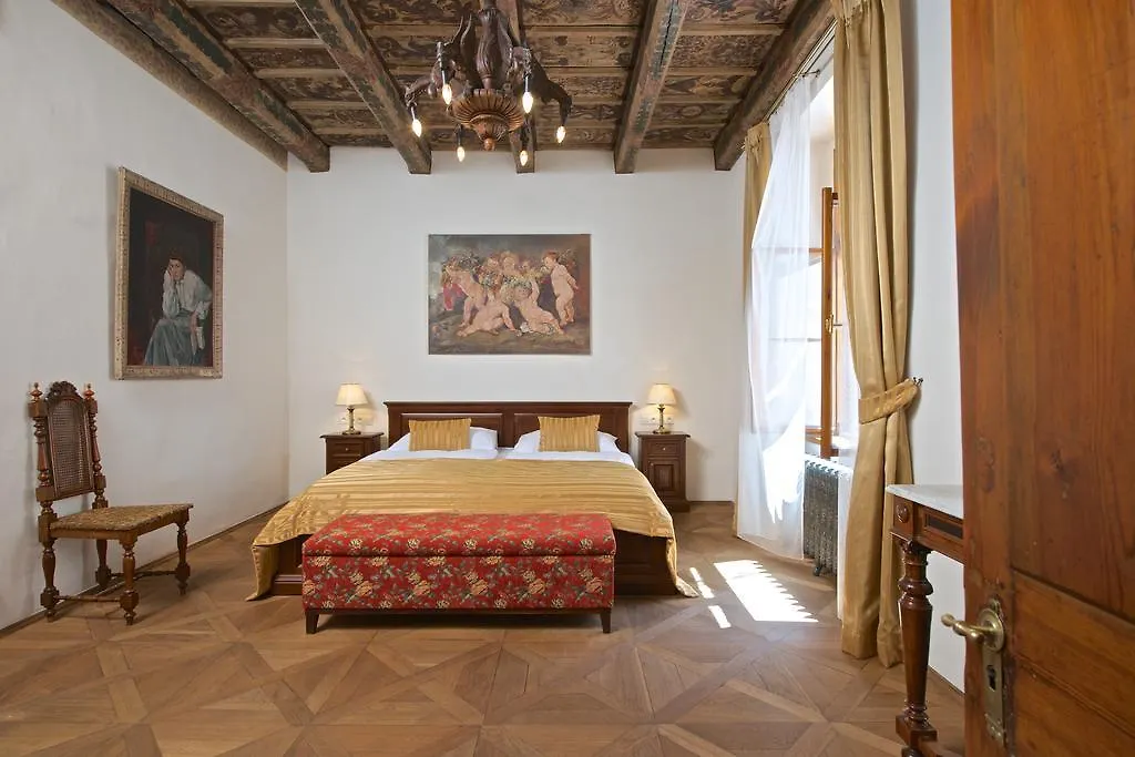 Appartamento Residence U Mecenáše Praga